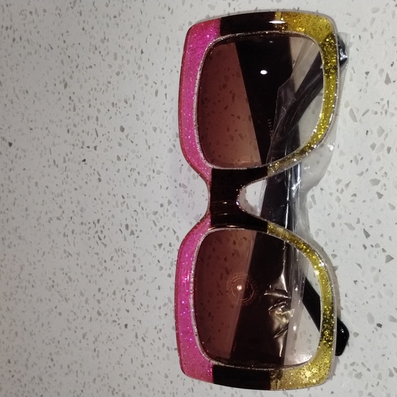 Ladies Square Oversized Framed Sunglasses (Pink/Yellow/Dark Brown Legs) - New! - Picture 2 of 4